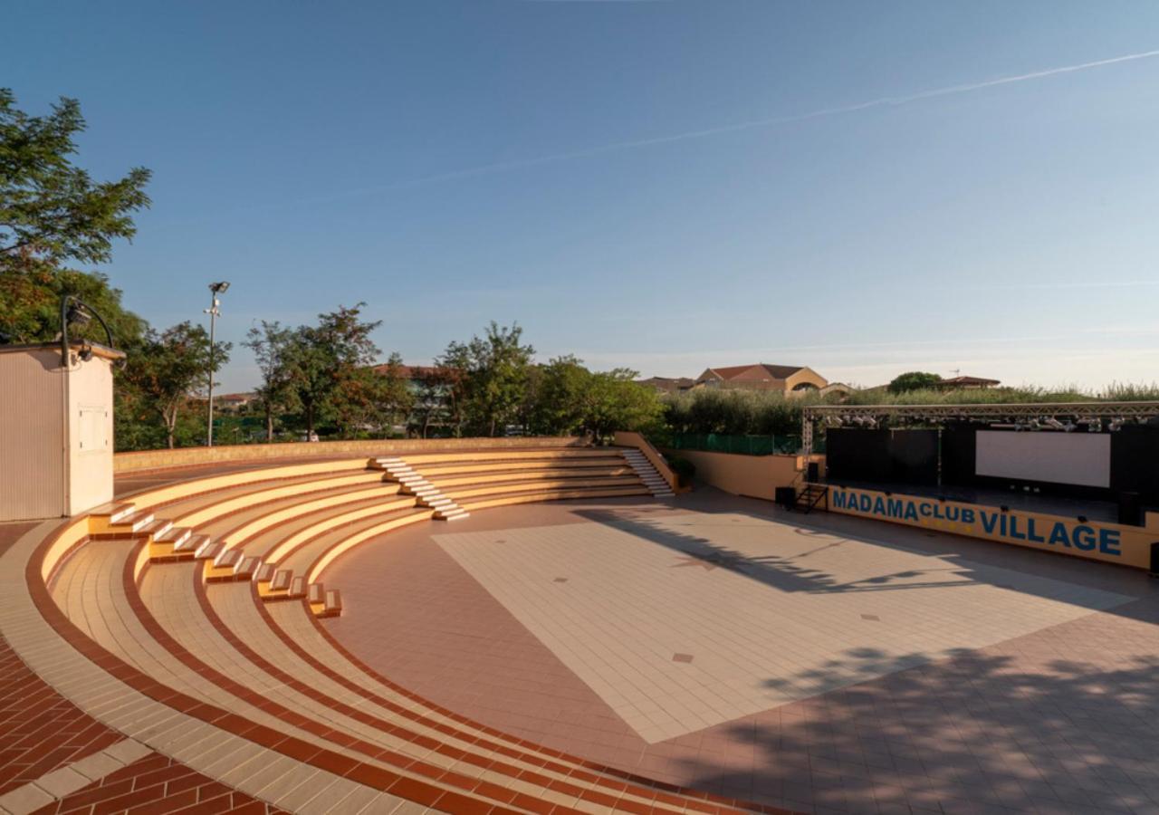Madama Club Village Steccato Exterior photo